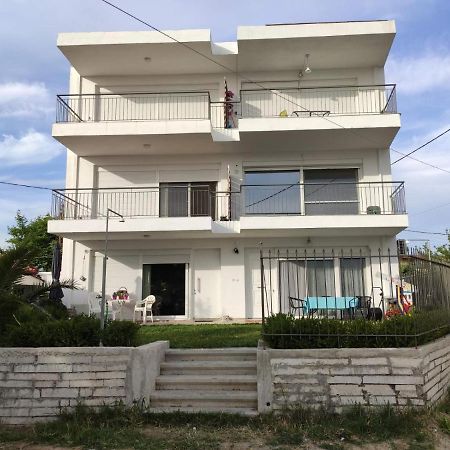 Sunrise View Apartment Ofrínion Exterior photo