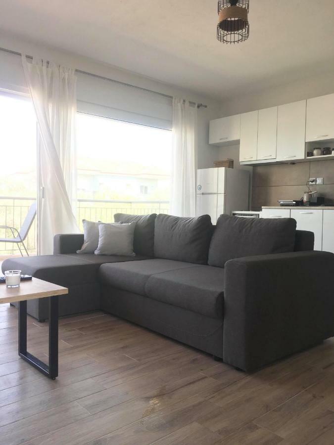 Sunrise View Apartment Ofrínion Exterior photo