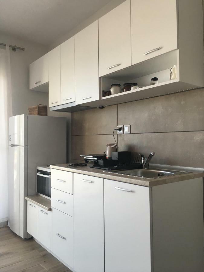Sunrise View Apartment Ofrínion Exterior photo